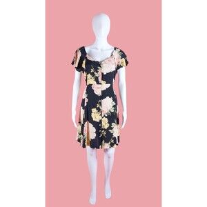 1990s BETSEY JOHNSON ROSE Print Button Up Dress W/Adjustable Tie. S-M. AS IS